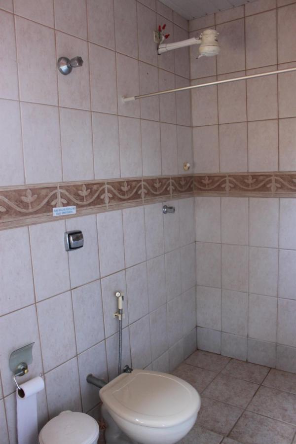Casa com piscina aquecida e com grande área verde. Ubatuba Exterior foto